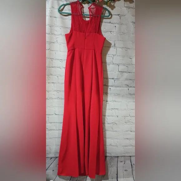 See Updated listing BCBGeneration Racerback Floral Lace Woven Mermaid HemlineGow - Picture 6 of 16